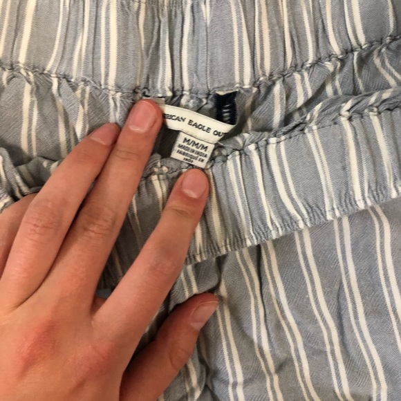American Eagle flowy pants - Picture 2 of 3